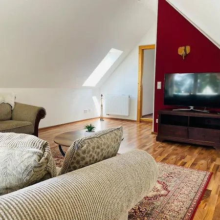 Helle Und Gemuetliche Im Lausitzer Seenland Grunewald