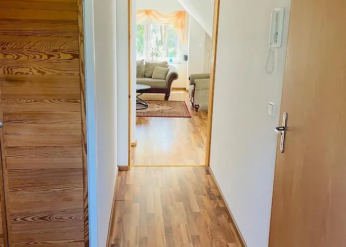 Helle Und Gemuetliche Im Lausitzer Seenland Grunewald